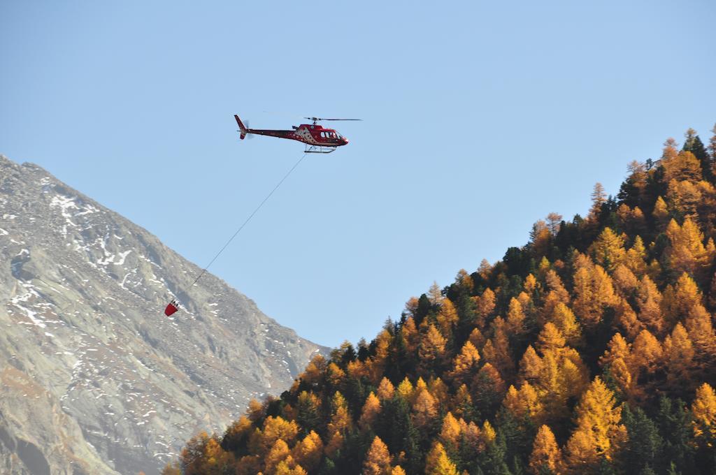 Apartmenthaus Holiday Saas-Fee Exterior photo
