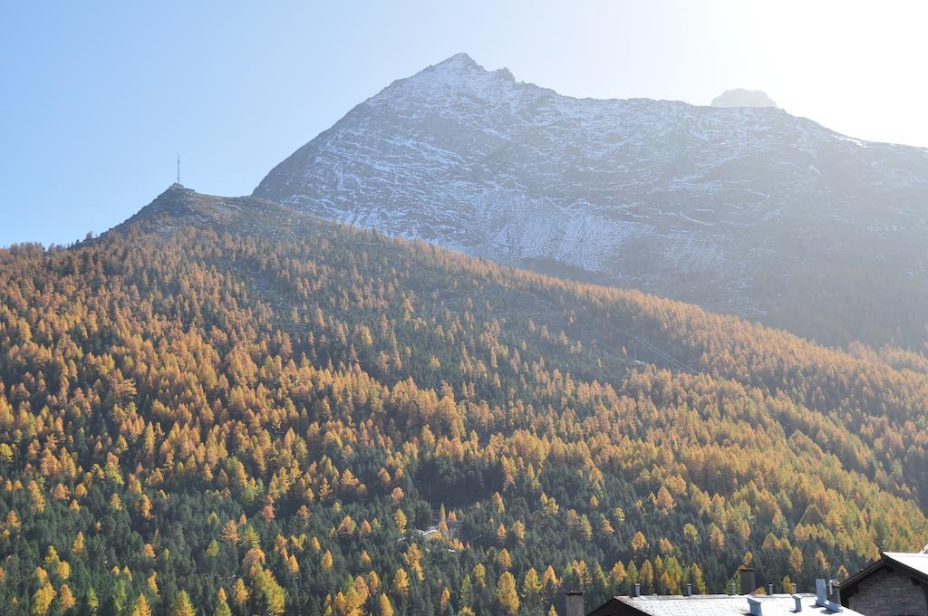 Apartmenthaus Holiday Saas-Fee Exterior photo