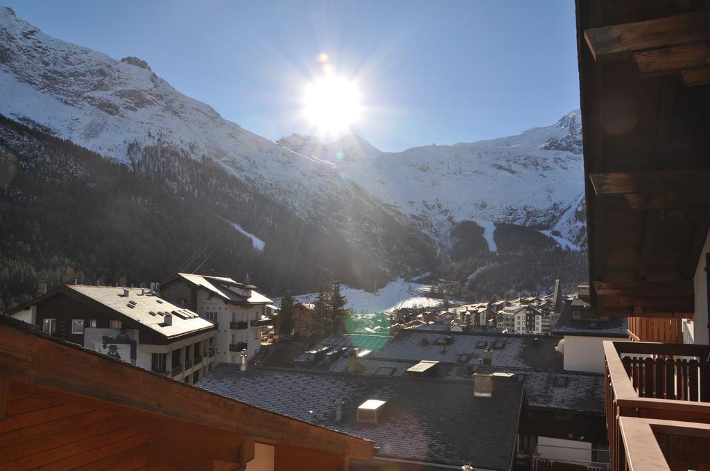 Apartmenthaus Holiday Saas-Fee Exterior photo